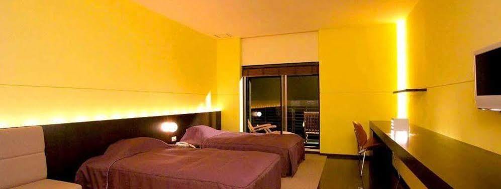 Ame No Hi To Yuyake-Adult Only Hotel Chitose  Exterior photo